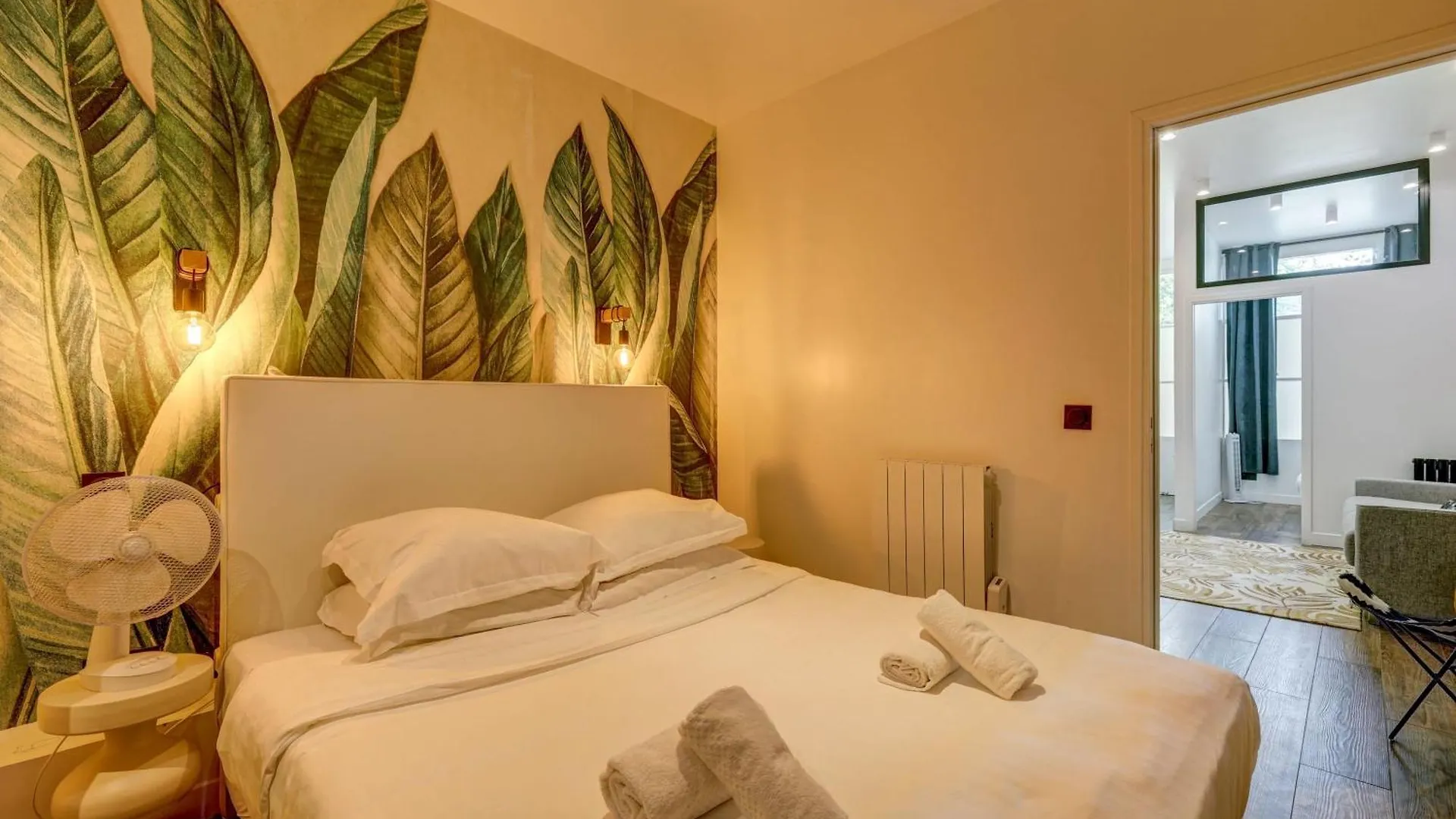 Gare De Lyon 4Bd - 4Bth Apartment! Paris 0*,  France