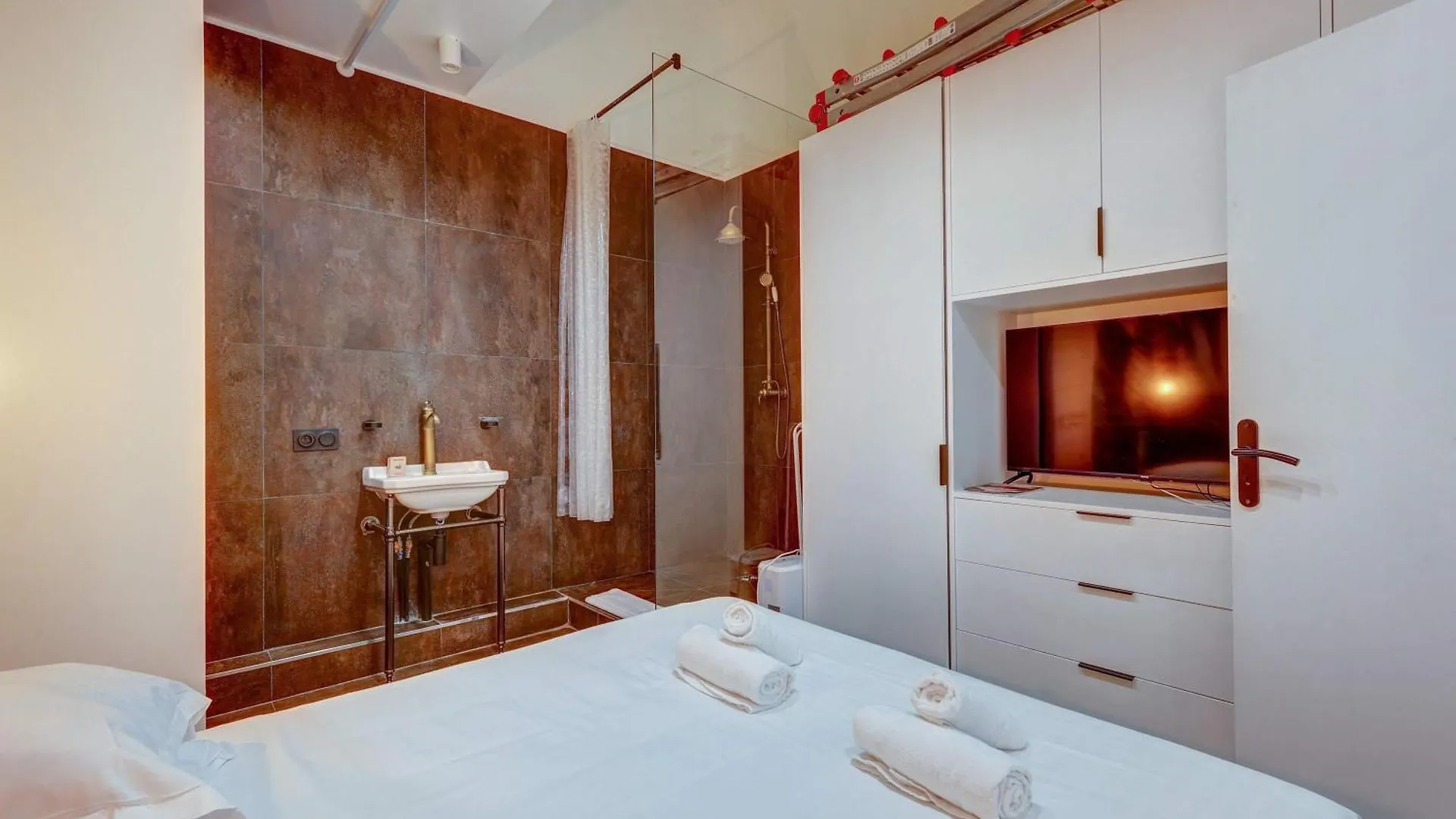 Apartment Gare De Lyon 4Bd - 4Bth Apartment! Paris