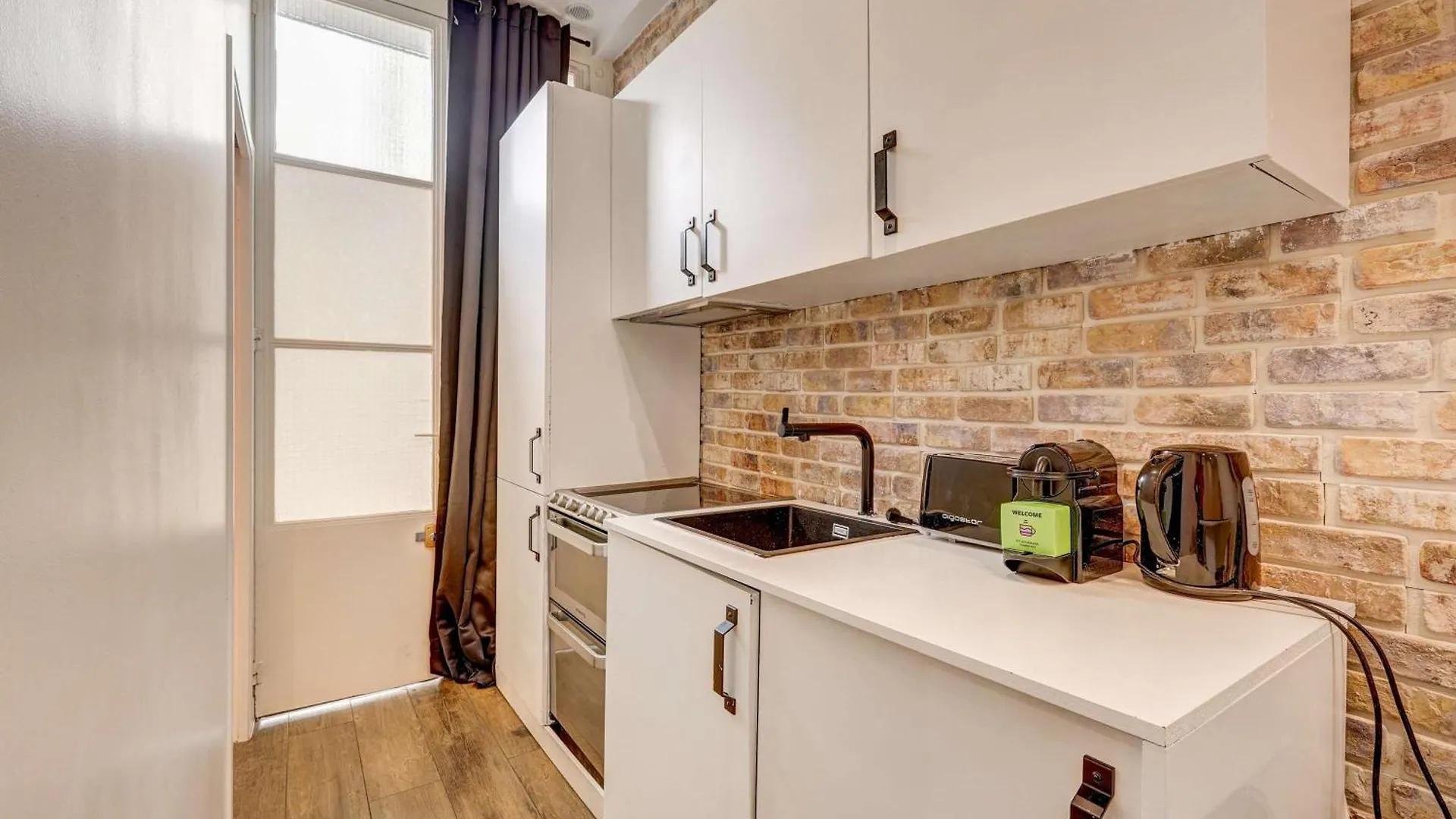 Gare De Lyon 4Bd - 4Bth Apartment! Париж 0*,